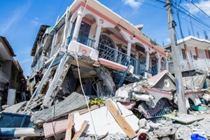 ĐTC cầu nguyện cho hòa bình ở Afghanistan và kêu gọi liên đới với Haiti sau trận động đất