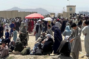 Hai linh mục dòng Tên và bốn nữ tu dòng Mẹ Têrêsa bị kẹt lại ở Afghanistan