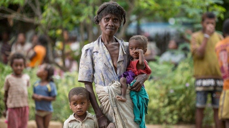 HĐGM Madagascar kêu gọi chính quyền không điều hành đất nước bằng vũ lực