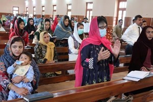 Kitô hữu Pakistan chống bắt cóc các thiếu nữ và cưỡng bách theo đạo Hồi