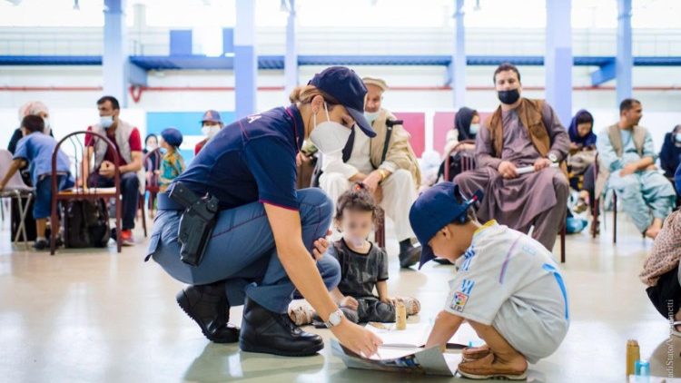 5 nữ tu Thừa sai Bác ái của Mẹ Têrêsa và 14 trẻ em khuyết tật được di tản khỏi Afghanistan