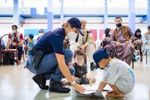 5 nữ tu Thừa sai Bác ái của Mẹ Têrêsa và 14 trẻ em khuyết tật được di tản khỏi Afghanistan