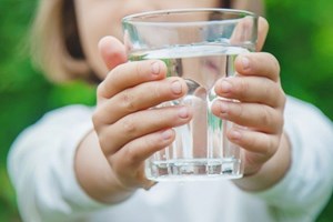 Tòa Thánh: Nước không phải hàng hóa, nhưng là một quyền cơ bản của con người