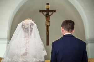 Giáo hội Thuỵ Sĩ phản đối “Hôn nhân cho tất cả”