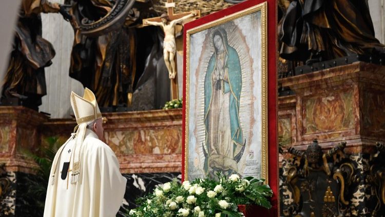 ĐTC Phanxicô: Mẹ Maria dạy lắng nghe tiếng nói của người bị quên lãng
