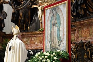 ĐTC Phanxicô: Mẹ Maria dạy lắng nghe tiếng nói của người bị quên lãng