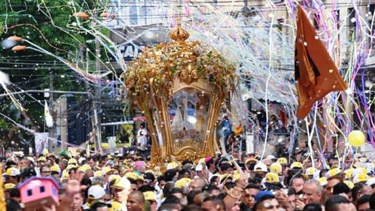ĐTC chúc lành cho người dân Brazil nhân dịp lễ tôn vinh Đức Mẹ Narareth