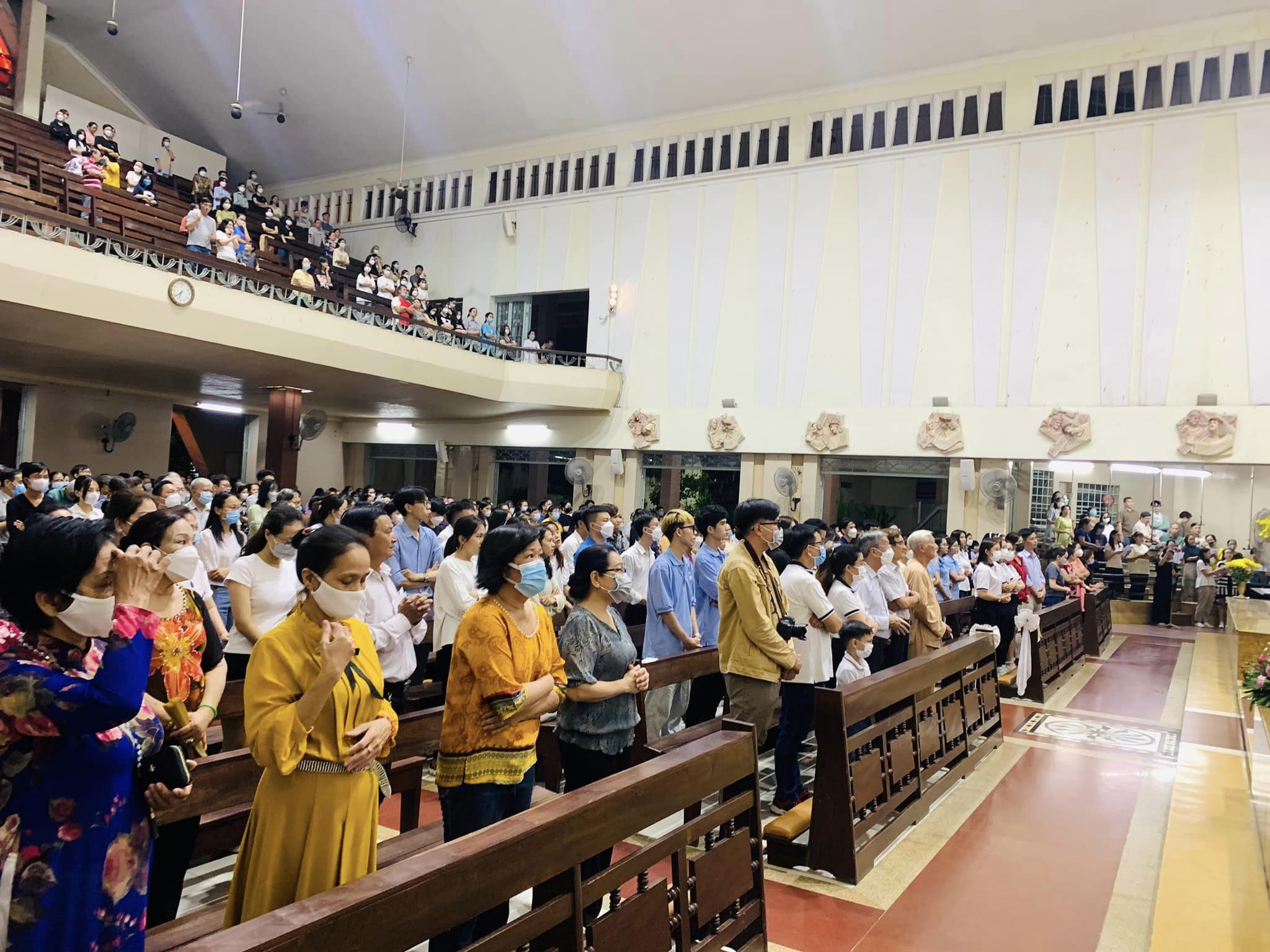 TGP.Sài Gòn - Giáo xứ Hòa Hưng: Mừng Khánh Nhật Truyền Giáo - Đoàn Thanh Sinh Công Đamas mừng bổn mạng