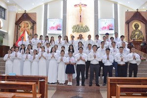 TGP.Sài Gòn - Giáo xứ Thạch Đà: Thánh lễ ban các Bí tích Khai tâm 21-10-2022