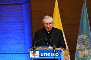 ĐHY Parolin kêu gọi các quốc gia đầu tư thêm vào giáo dục để thăng tiến nữ giới