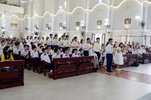 TGP.Sài Gòn - Nhà thờ Cầu Kho: Thánh lễ ban Bí tích Thánh Thể và Tuyên hứa Bao Đồng 13-11-2022