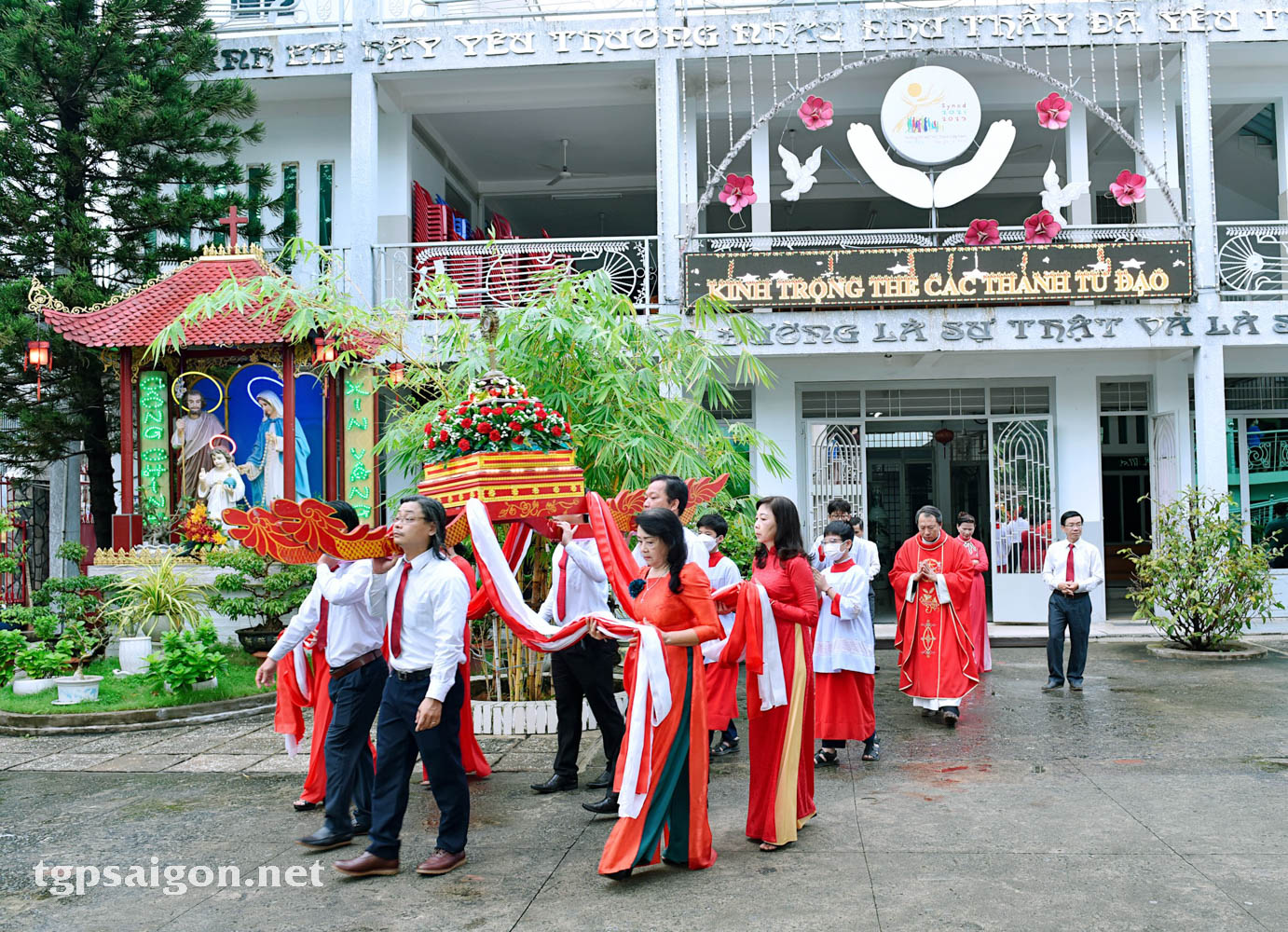 TGP.Sài Gòn - Giáo xứ Tân Phú Hòa: Mừng lễ Các Thánh Tử Đạo Việt Nam - bổn mạng HĐMV
