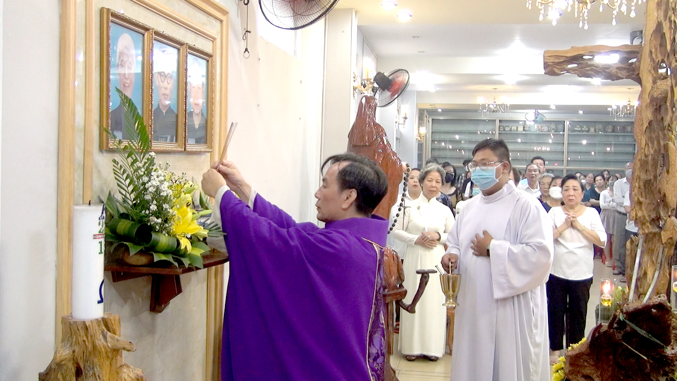 TGP.Sài Gòn - Giáo xứ Mẫu Tâm: lễ cầu cho các linh hồn 2-11-2022