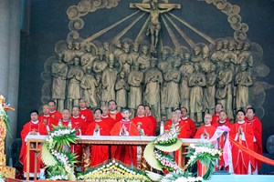 GP.Phát Diệm - Đền thánh Phúc Nhạc: Thánh lễ kính trọng thể các thánh Tử đạo Việt Nam
