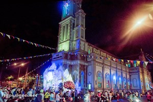 TGP.Sài Gòn - Giáo xứ Thánh Jeanne d’Arc: Thánh lễ Vọng Giáng sinh 2022