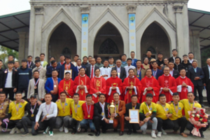 GP.Hưng Hóa - Thánh lễ tạ ơn và trao thưởng giải bóng đá cúp Hiệp hành của giáo hạt Hà Tuyên Hùng