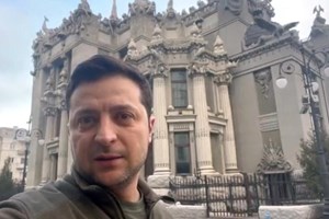 ĐTC Phanxicô điện đàm với Tổng thống Ucraina Volodymyr Zelensky