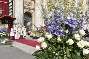 Năm nay, ĐTC sẽ chủ sự buổi ngắm Đàng Thánh Giá tại đấu trường Colosseo và lễ Phục sinh tại quảng trường thánh Phêrô