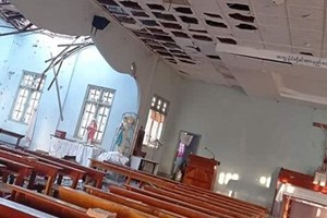 100 toà nhà tôn giáo bị quân đảo chính ở Myanmar phá huỷ