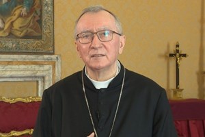 ĐHY Parolin điện đàm với Ngoại trưởng Nga