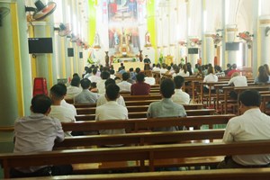 GP.Vinh - Ngày gặp gỡ tĩnh tâm cho những người gặp khó khăn trong đời sống hôn nhân tại Giáo phận Vinh