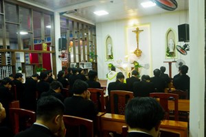 GP.Vinh - Quý cha khóa XII và khóa XIII tham dự kỳ thường huấn 5 năm đầu đời linh mục (quý 3)