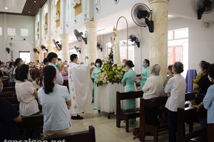 TGP.Sài Gòn - Giáo xứ Tân Việt: Kỷ niệm Đức Mẹ hiện ra tại Fatima 13-5-2022