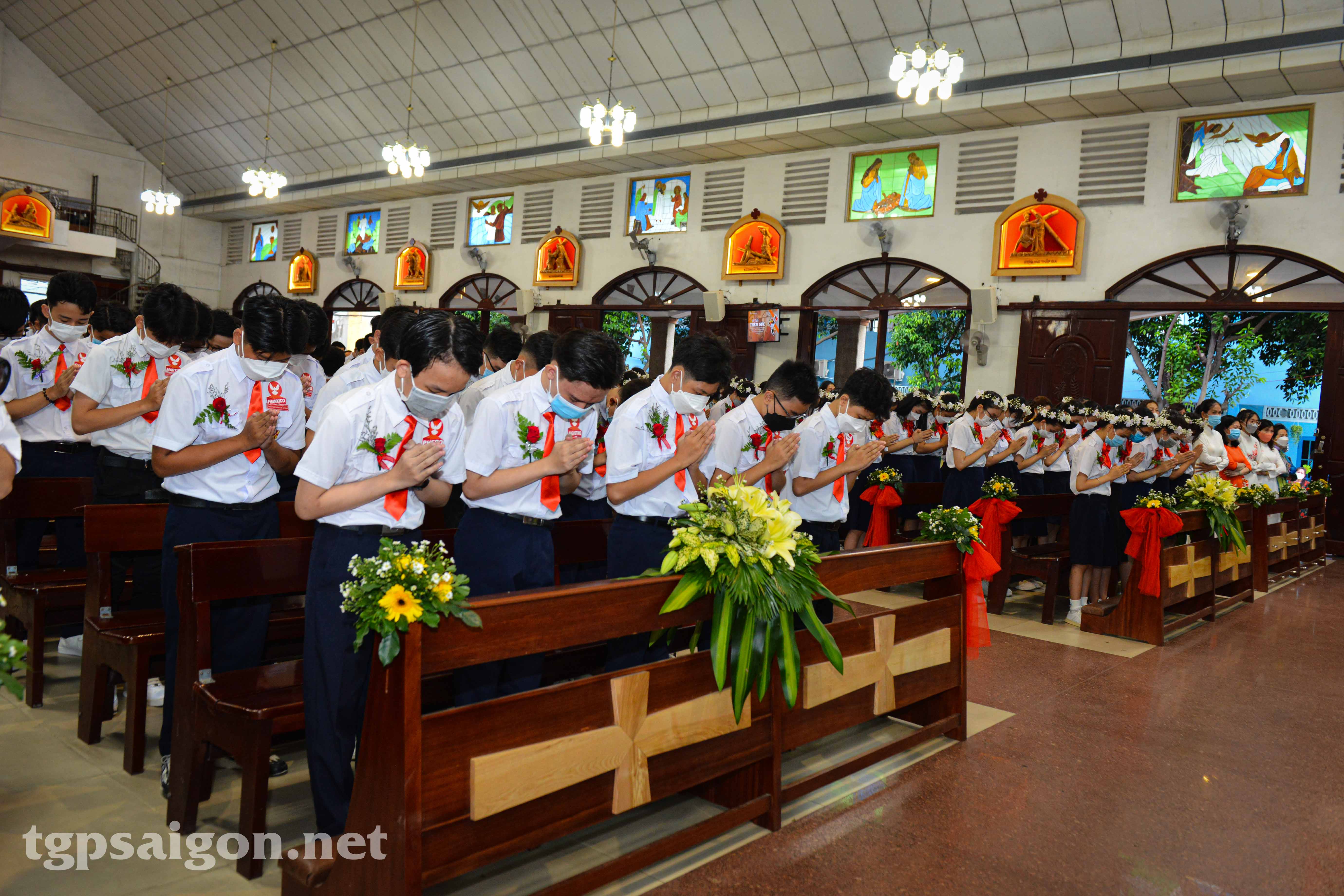 TGP.Sài Gòn - Giáo xứ Trung Chánh: Hồng Ân Chúa Thánh Thần ngày 7-5-2022