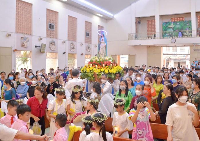 TGP.Sài Gòn - Nhà thờ Hà Đông: Thánh lễ mừng bổn mạng giáo họ Fatima 13-5-2022