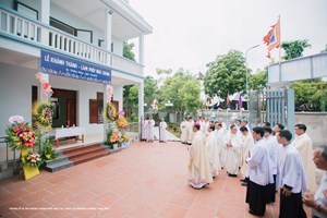GP.Bắc Ninh - Giáo xứ Thường Thắng: Thánh lễ tạ ơn và làm phép ngôi nhà chung