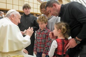 Vatican xuất bản tài liệu chuẩn bị cho người sắp cử hành bí tích hôn phối