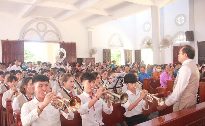 GP.Vinh - Giáo xứ Lộc Mỹ: 30 năm thành lập đoàn nhạc hơi