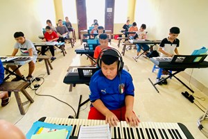 GP.Bắc Ninh - Giáo hạt  Khai giảng khóa học mục vụ Thánh nhạc hè 2022