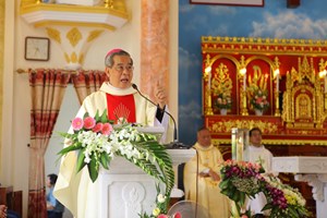GP.Phát Diệm - Làm phép nhà thờ giáo họ Cổ Loan: Điểm loan báo Tin Mừng mới trên vùng đất cổ Ninh Bình