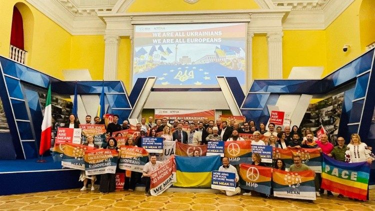 Phỏng vấn ông Riccardo Bonacina về cuộc Tuần hành vì Hoà bình ở Kiev