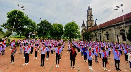 GP.Hưng Hóa - Bế mạc sa mạc huấn luyện huynh trưởng hiệp đoàn Đông Nam Phú Thọ tại giáo xứ Làng Lang