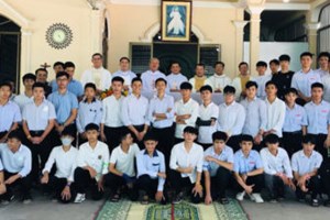 TGP.Huế - Ngày sinh hoạt trại hè Ơn gọi của Hạt Thành Phố và Hạt Hương Phú