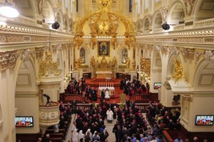Kinh chiều tại Nhà thờ Chính toà Notre Dame ở Québec