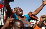 Khủng bố giết 14 người trước một nhà thờ ở Burkina Faso