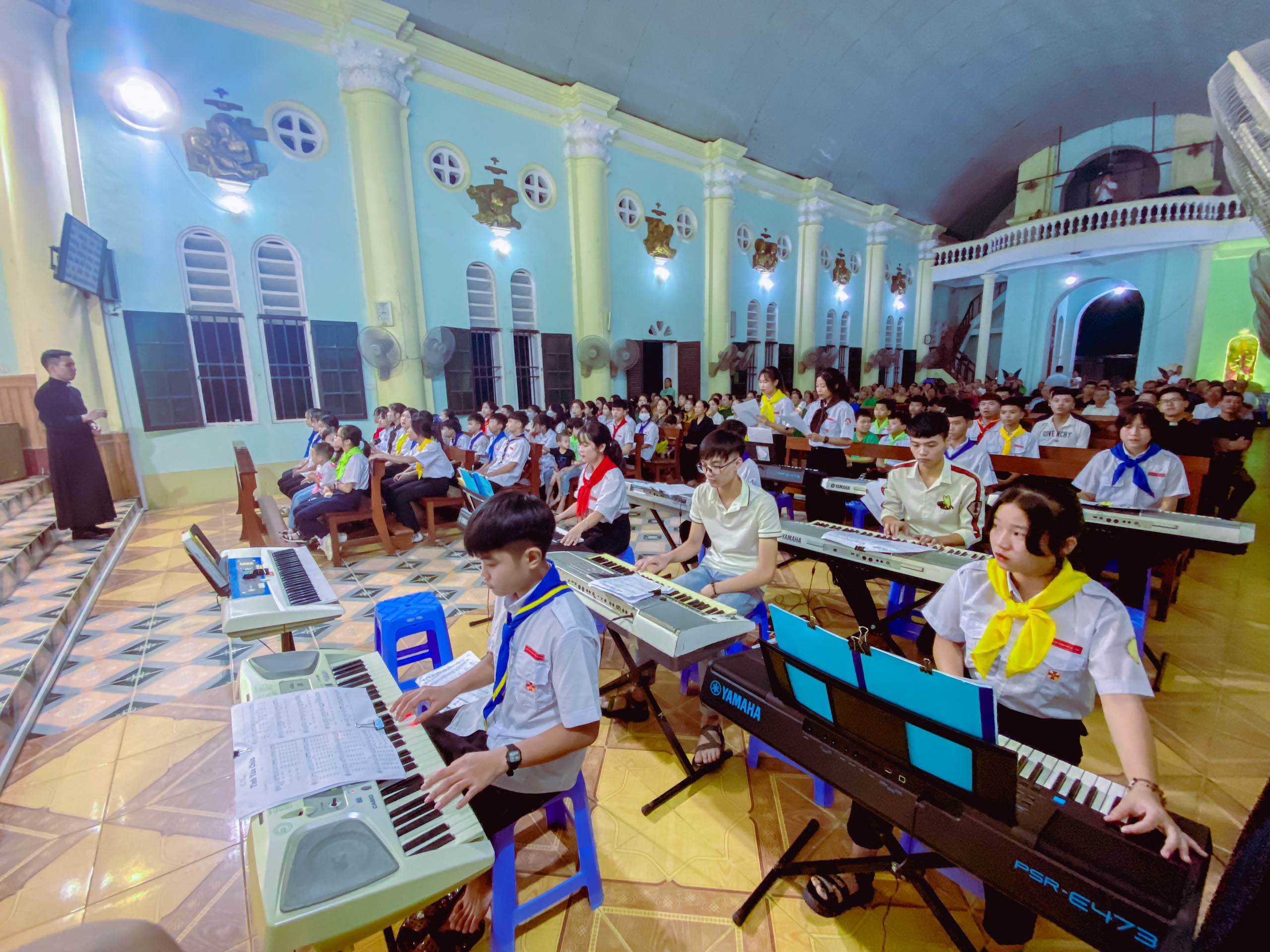 GP.Bắc Ninh - Khóa đàn phụng vụ hạt Vĩnh Phúc năm 2022