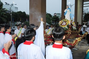 TGP.Sài Gòn - Giáo Xứ Tân Phú: Mừng Lễ Mẹ Maria Hồn Xác Lên Trời bổn mạng giáo họ Mông Triệu 15-8-2022