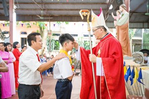 GP.Bắc Ninh - Nhận bí tích Thêm Sức trong khiêm nhường tại Lập Trí