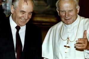Đức Thánh Cha gửi điện thư chia buồn về sự qua đời của ông Mikhail Gorbachev