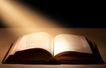 Điều gì làm cho các sách thánh trở nên một cuốn Kinh Thánh duy nhất?