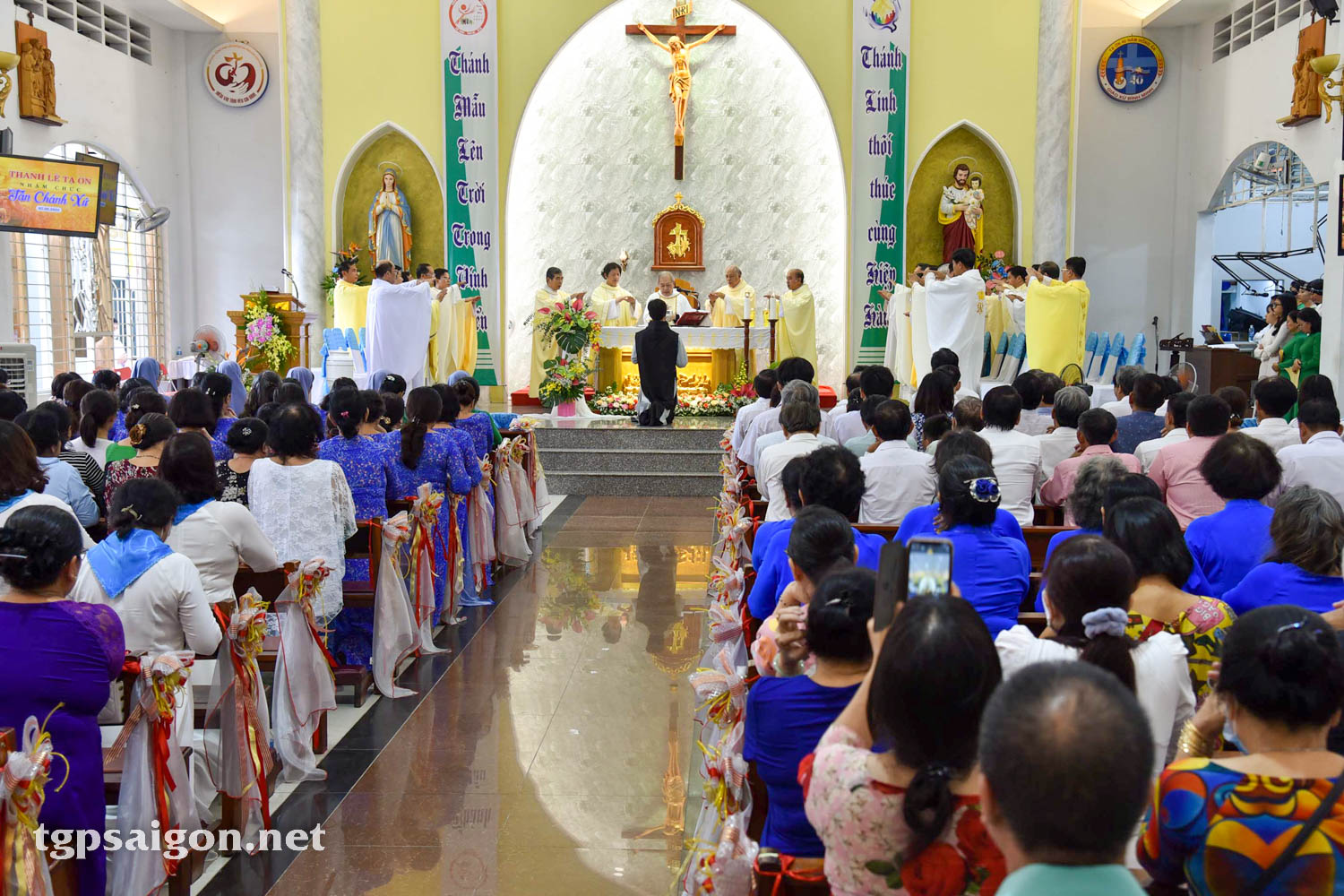 TGP.Sài Gòn - Giáo xứ Bình Minh: Mừng Tân Chánh xứ 5-9-2022