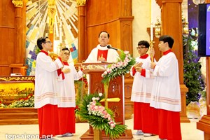 TGP.Sài Gòn - Mừng Bổn mạng Giáo khu Thánh Gia 2022 tại Giáo xứ Bùi Phát:
