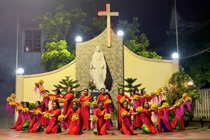 GP.Bắc Ninh - Hội Mân Côi giáo họ Sen Hồ – giáo xứ Đạo Ngạn, mừng lễ quan thầy