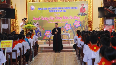 GP.Hưng Hóa - Liên đoàn Thiếu nhi Thánh Thể Giáo phận mừng lễ Quan thầy tại giáo xứ Hà Thạch