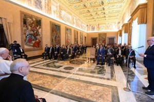 ĐTC Phanxicô gặp các nhân viên của Bộ Kinh tế Vatican