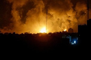 ĐTC Phanxicô điện đàm với Tổng thống Raisi của Iran về xung đột Hamas Israel